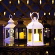 Декоративный фонарь с лампочкой, белый корпус, размер 10,5х10,5х24 см, цвет ТЕПЛЫЙ БЕЛЫЙ