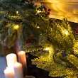 Еловый шлейф с ягодами и гирляндой 1,8м, теплое белое свечение 30 LED, 31В, литой NEON-NIGHT